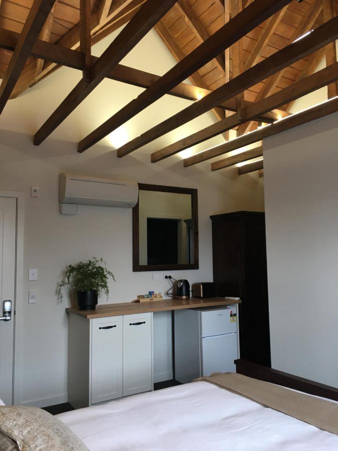 The Stables Inn Dunedin